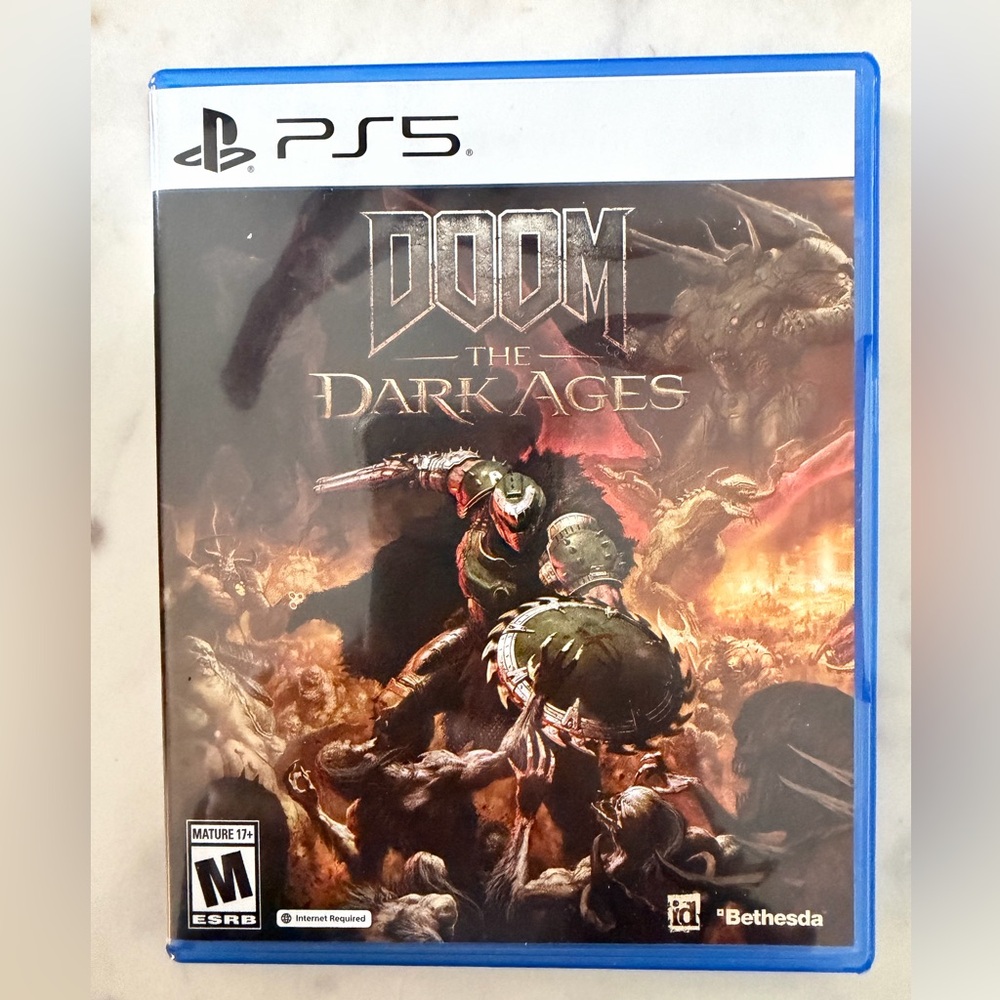 PS5 Doom: The Dark Ages like new!!!